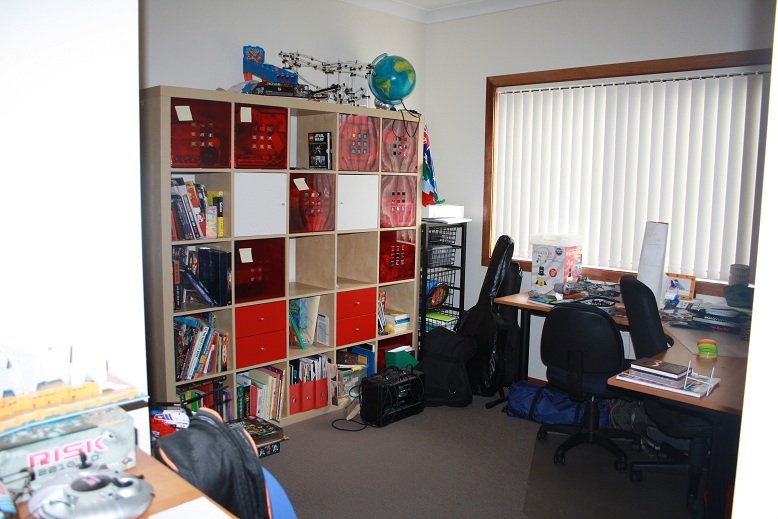 4 Forrest Rd  EAST HILLS 7