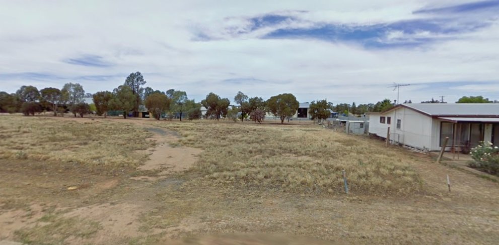 4 Fourth Street HENTY 1