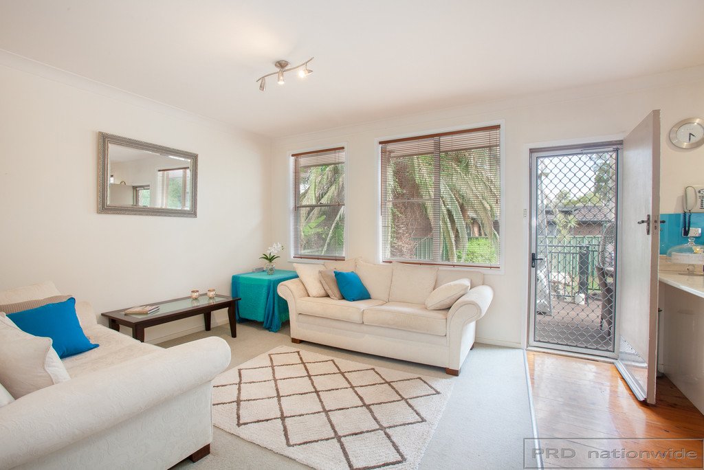 4 Foveaux Cres  METFORD 5