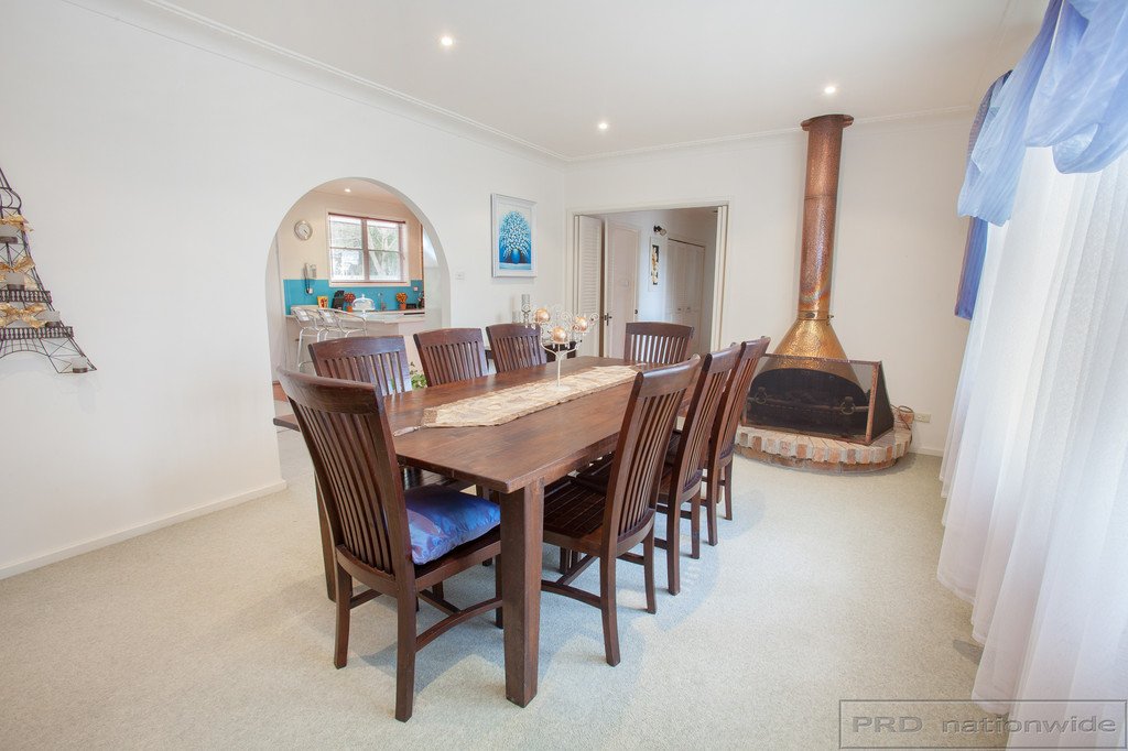 4 Foveaux Cres  METFORD 6