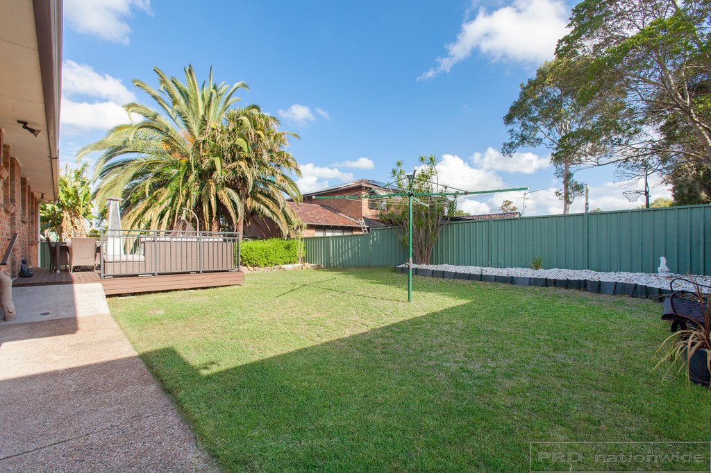 4 Foveaux Cres  METFORD 20