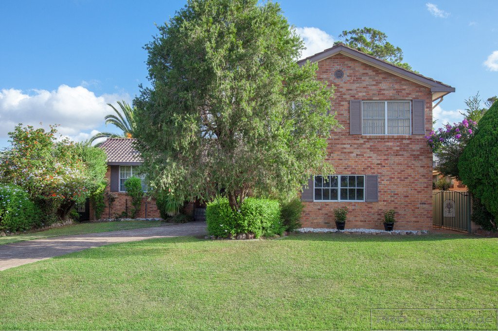 4 Foveaux Cres  METFORD 24