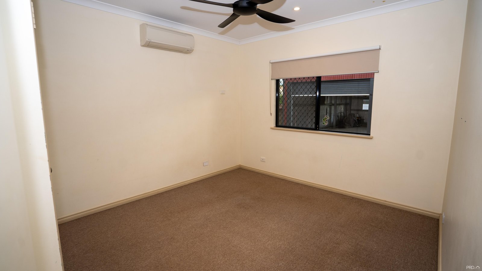 4 Fox Court CABLE BEACH 18