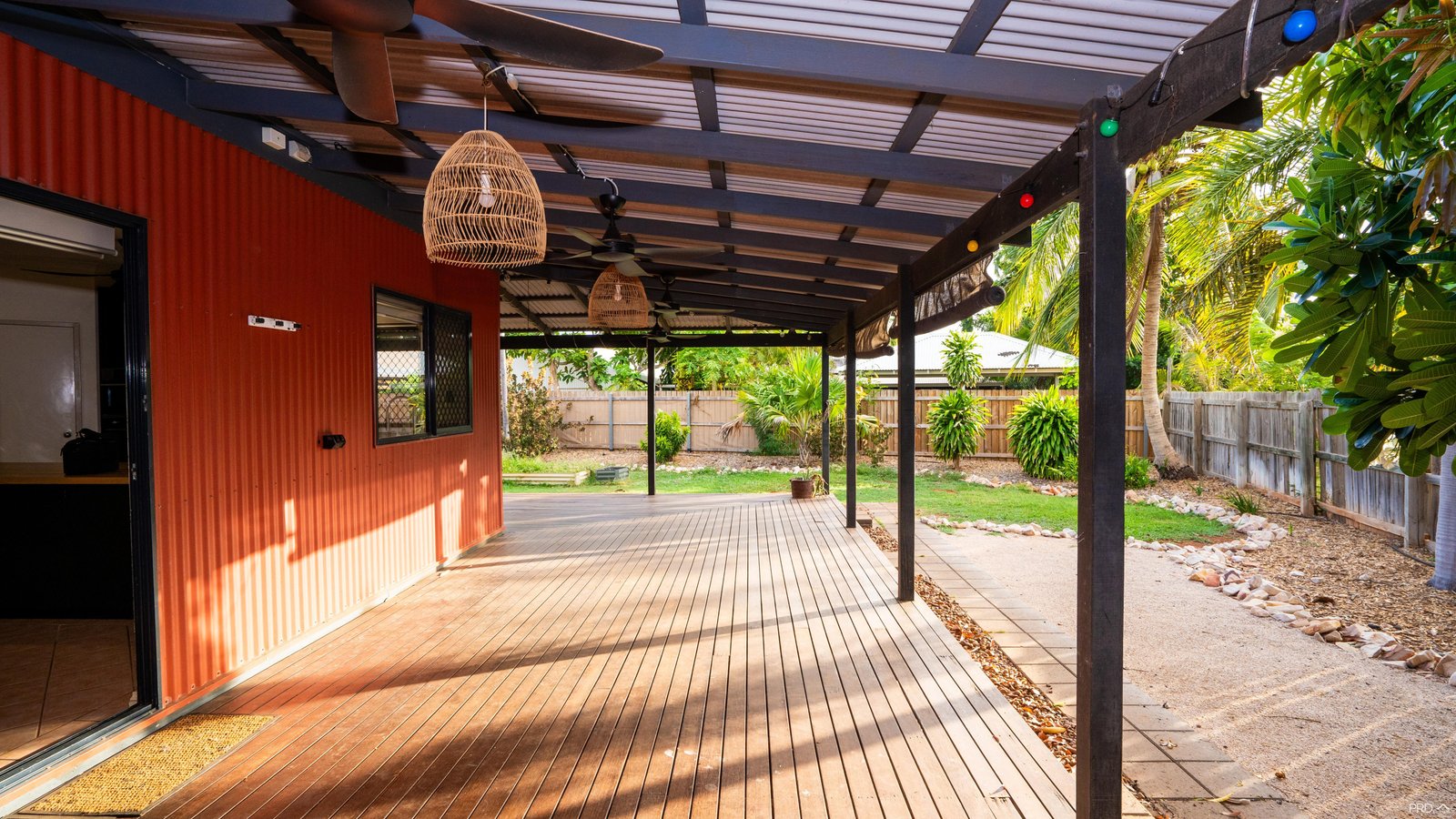 4 Fox Court CABLE BEACH 23