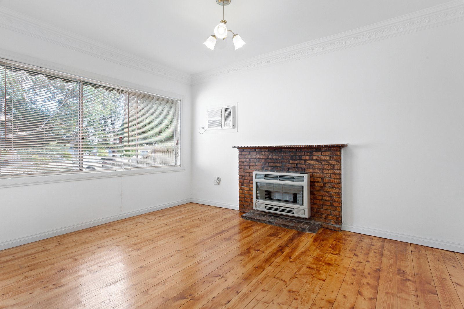 Gallery: 4 Frank Avenue