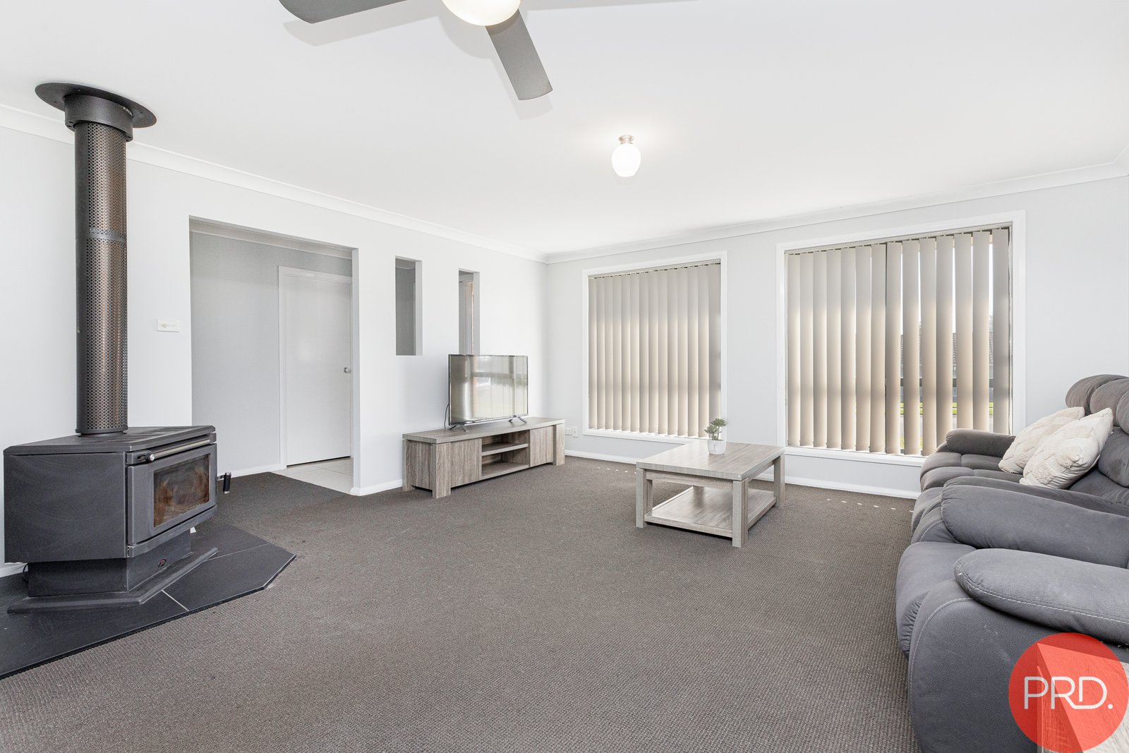 4 Franks Close BRANXTON 2