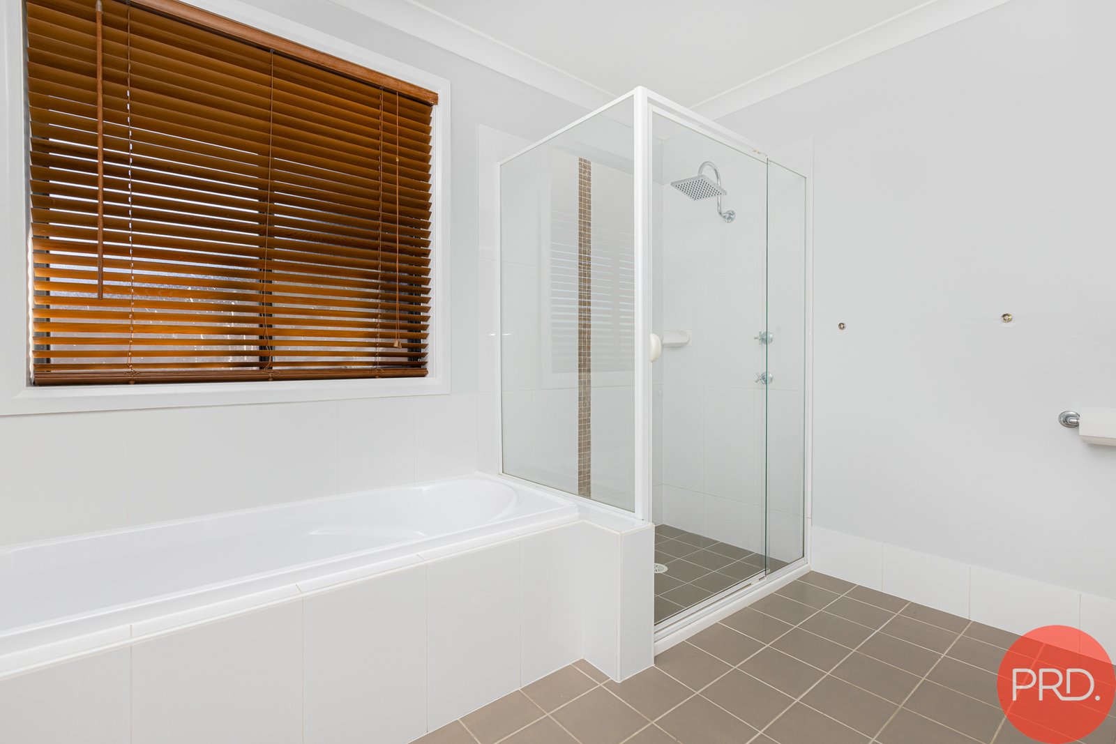 4 Franks Close BRANXTON 32