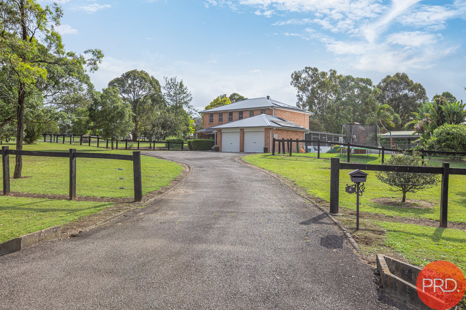 4 Freeman Drive LOCHINVAR 12