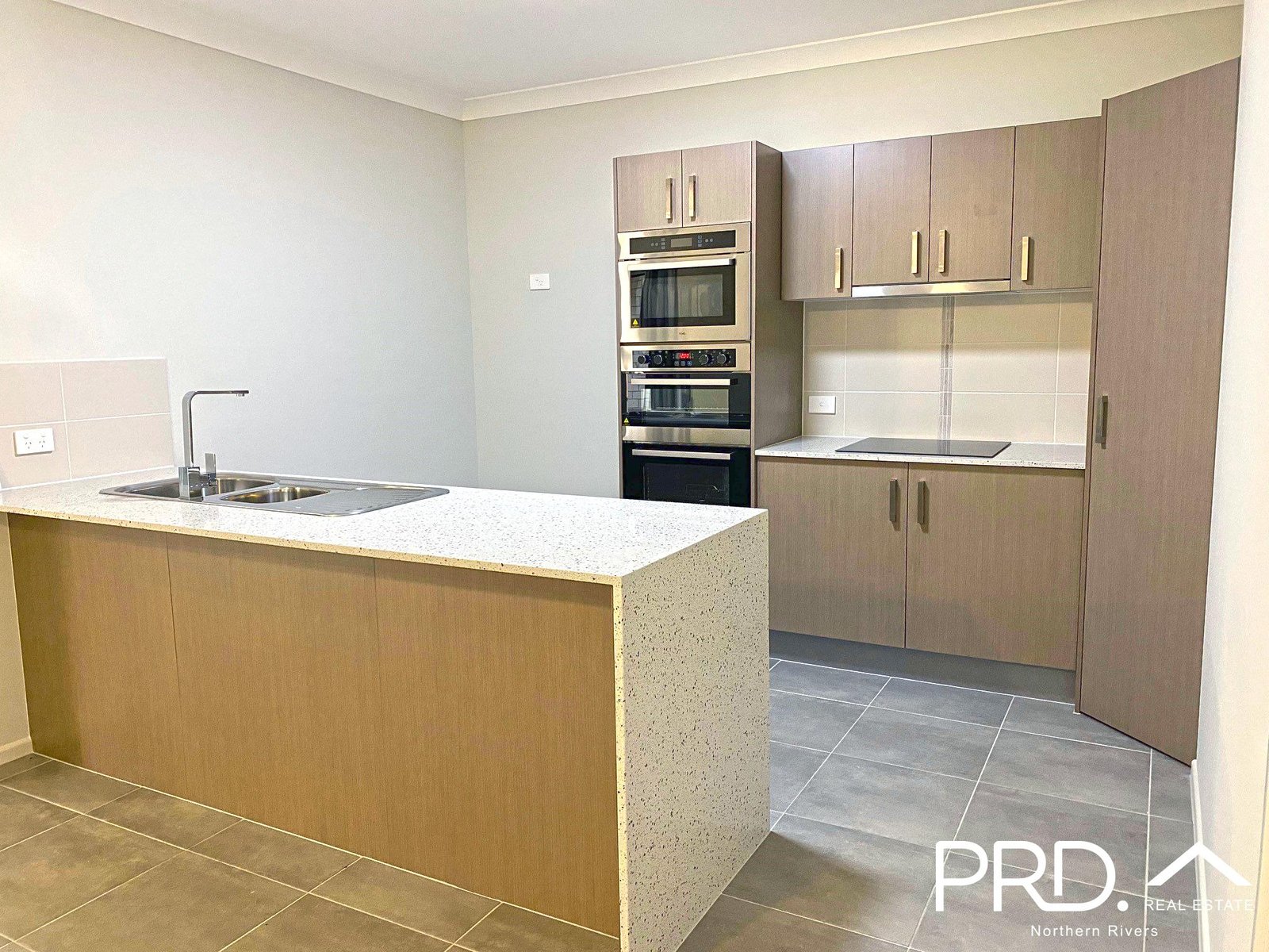 4 Fryer Lane CASINO 4