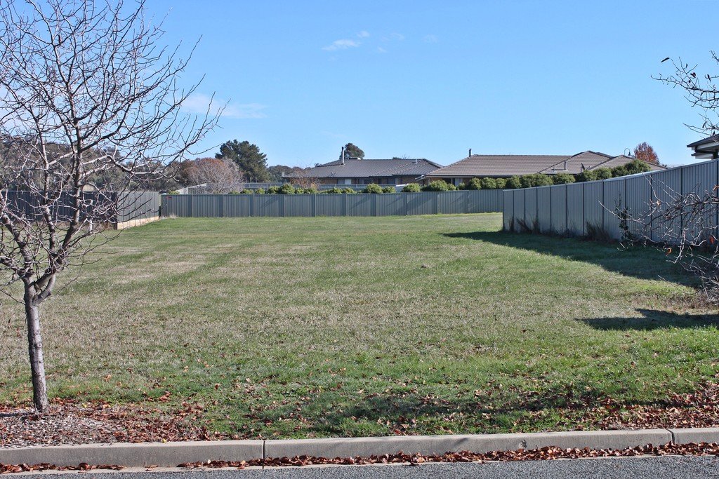 4 Gaylard Street TUMBARUMBA 2