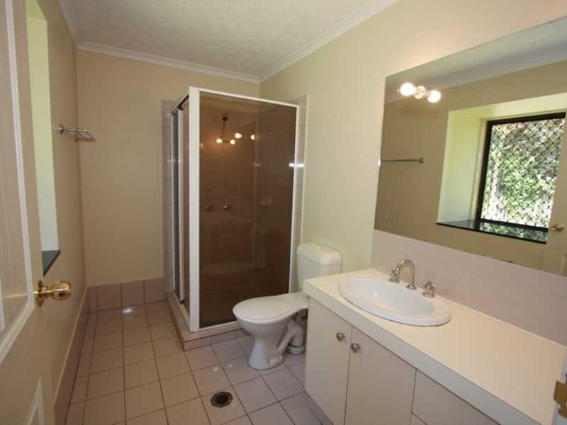 4 Giro Place ASHMORE 6