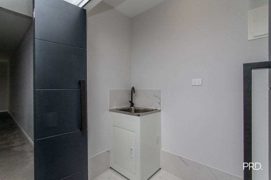 4 Glacier Street Schofields 11