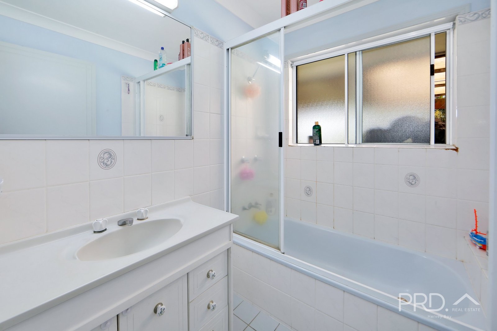 4 Glen Court POINT VERNON 12