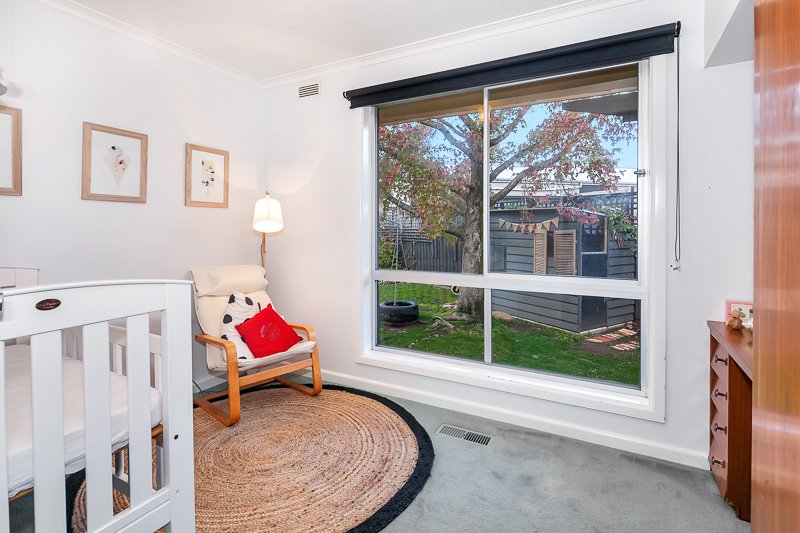 4 Glendale Court LAKE WENDOUREE 8