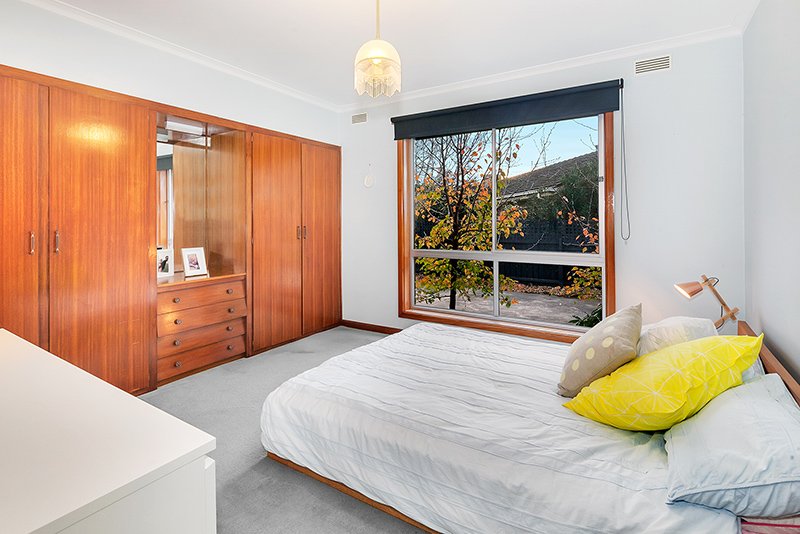 4 Glendale Court LAKE WENDOUREE 10