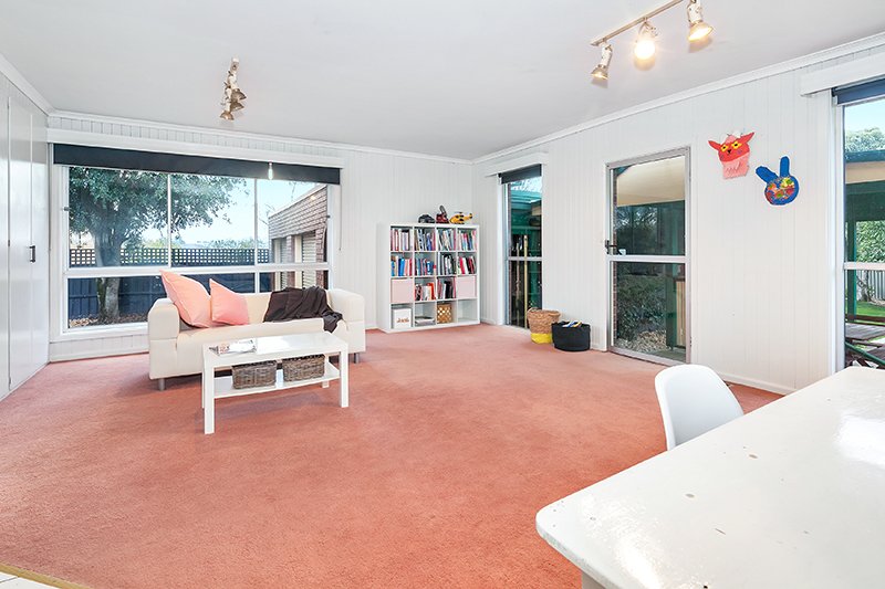 4 Glendale Court LAKE WENDOUREE 12