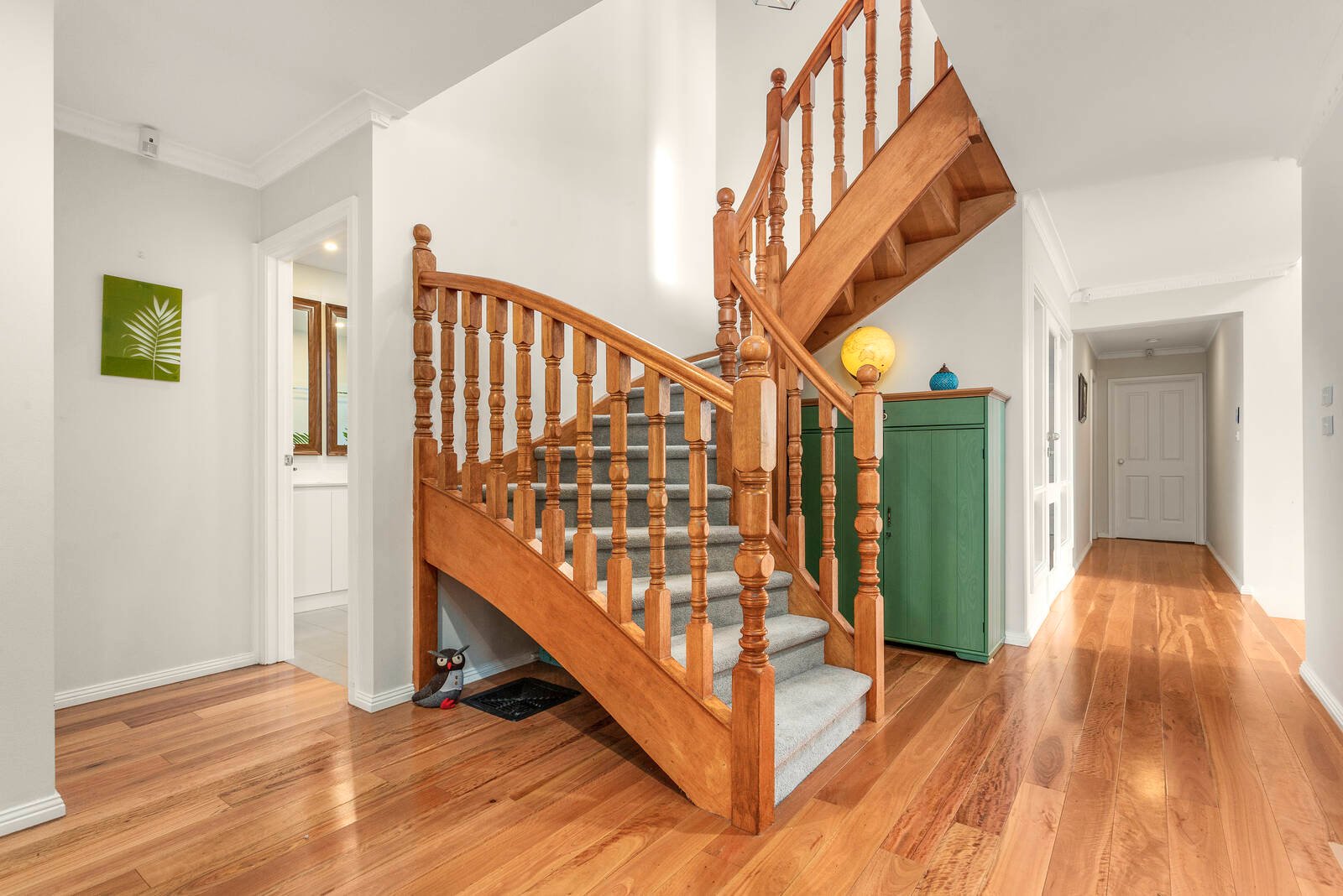 Real Estate and Property in 4 Glenmanor Close, Templestowe, VIC