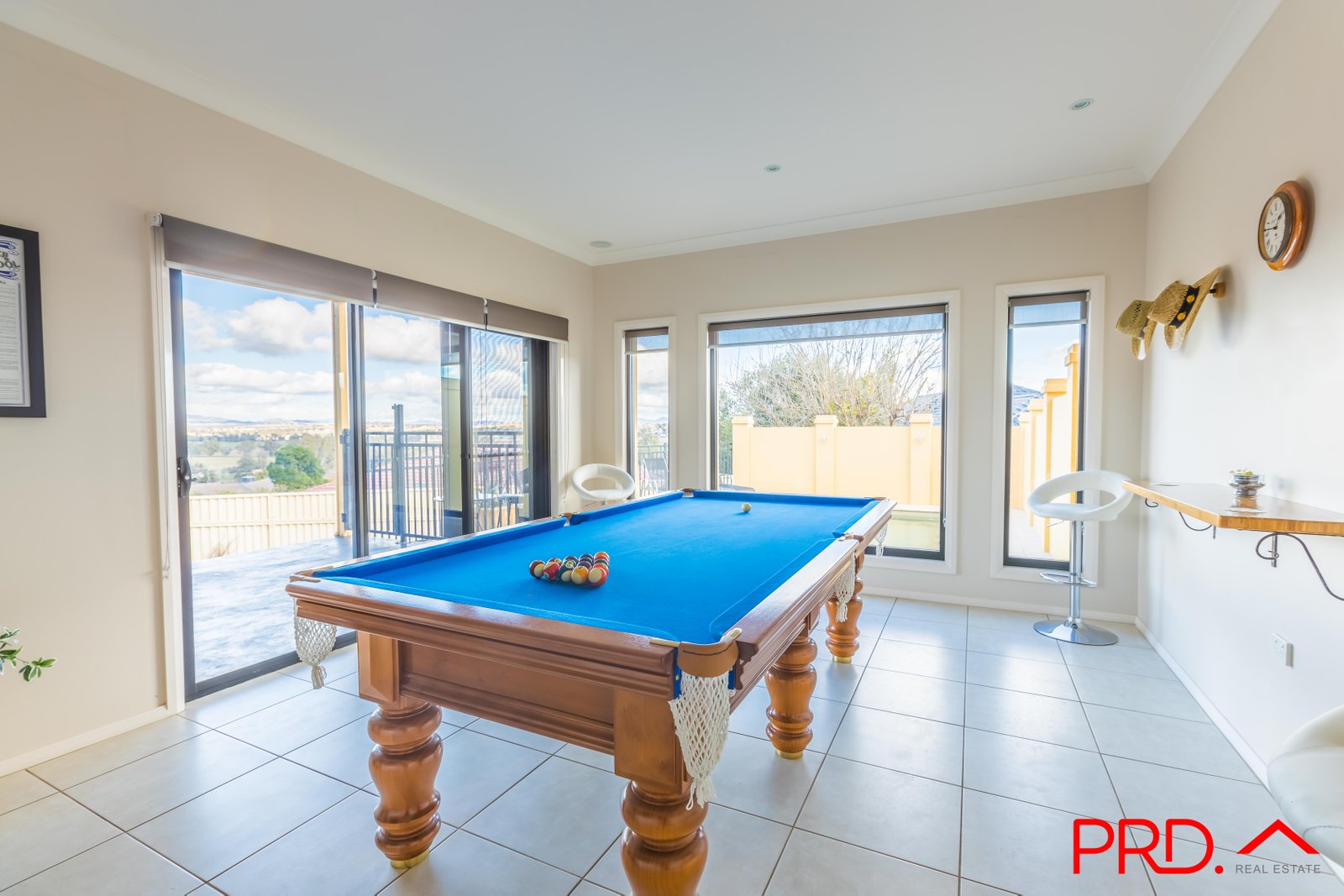 4 Glenview Place TAMWORTH 18