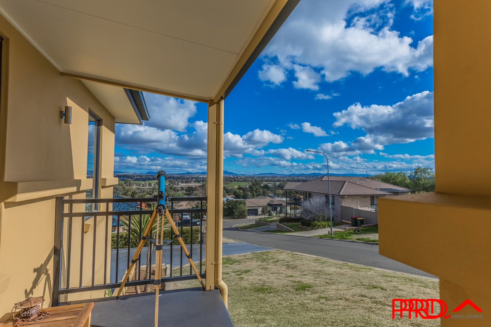 4 Glenview Place TAMWORTH 29