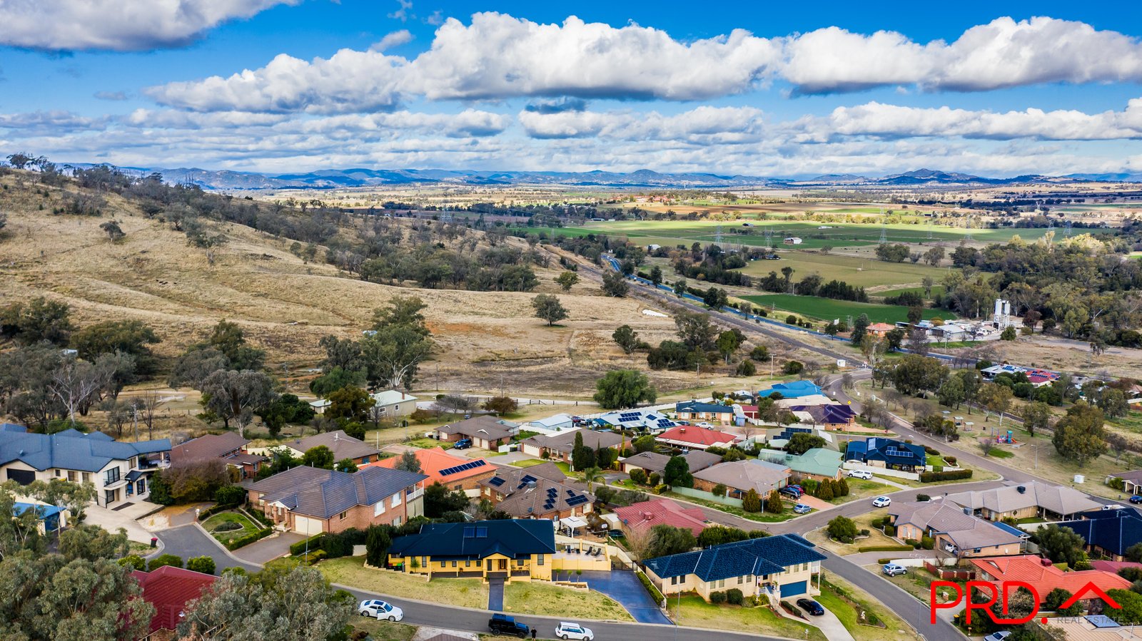 4 Glenview Place TAMWORTH 30