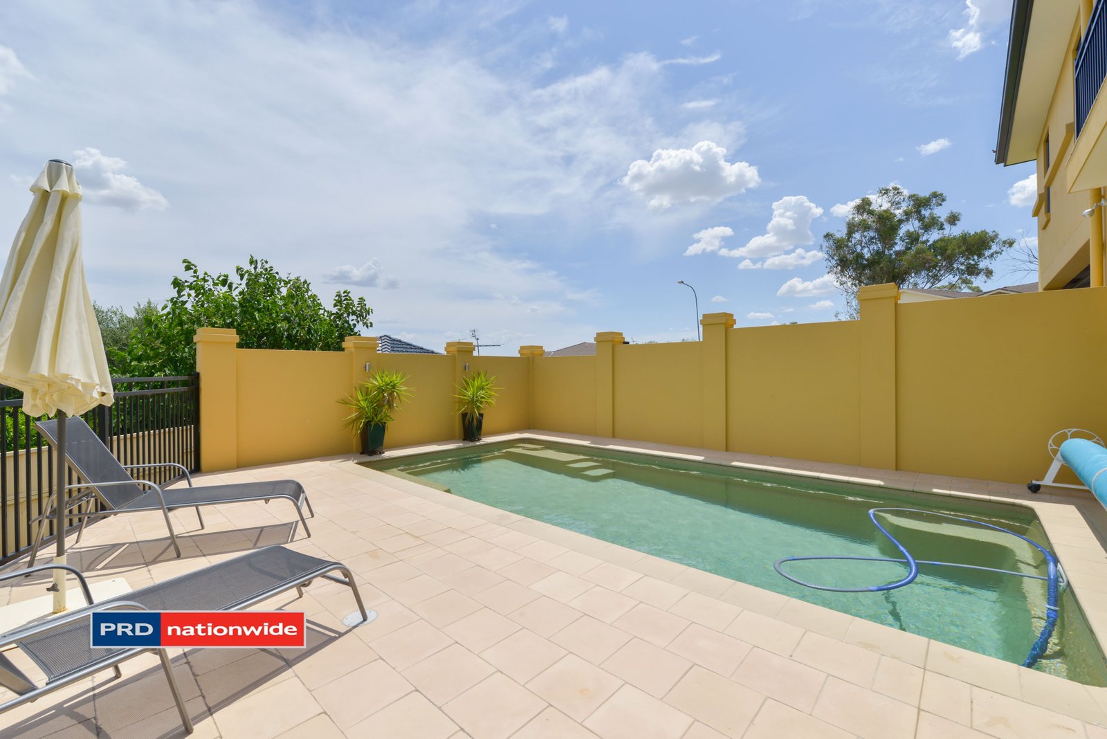 4 Glenview Place TAMWORTH 3