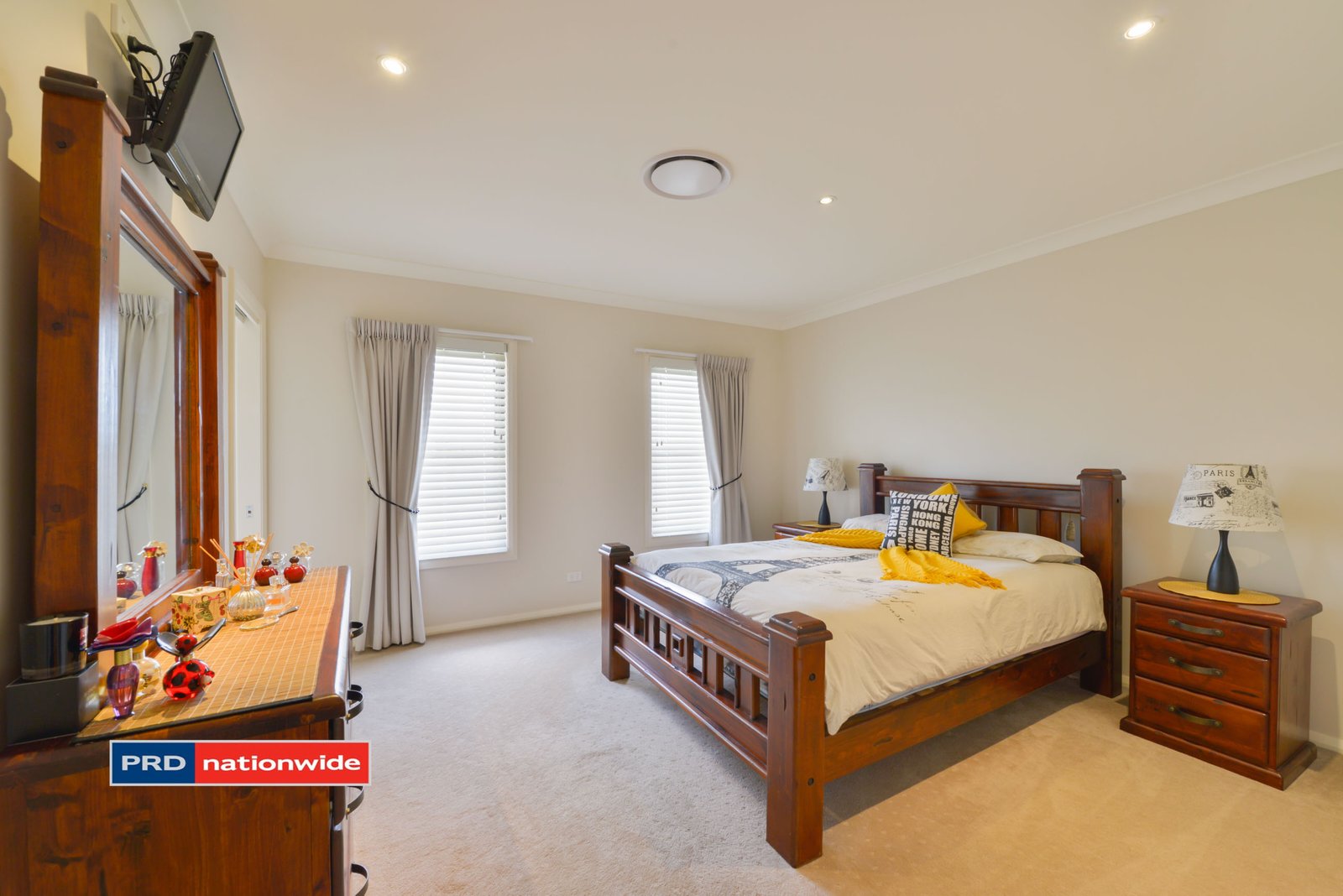 4 Glenview Place TAMWORTH 17