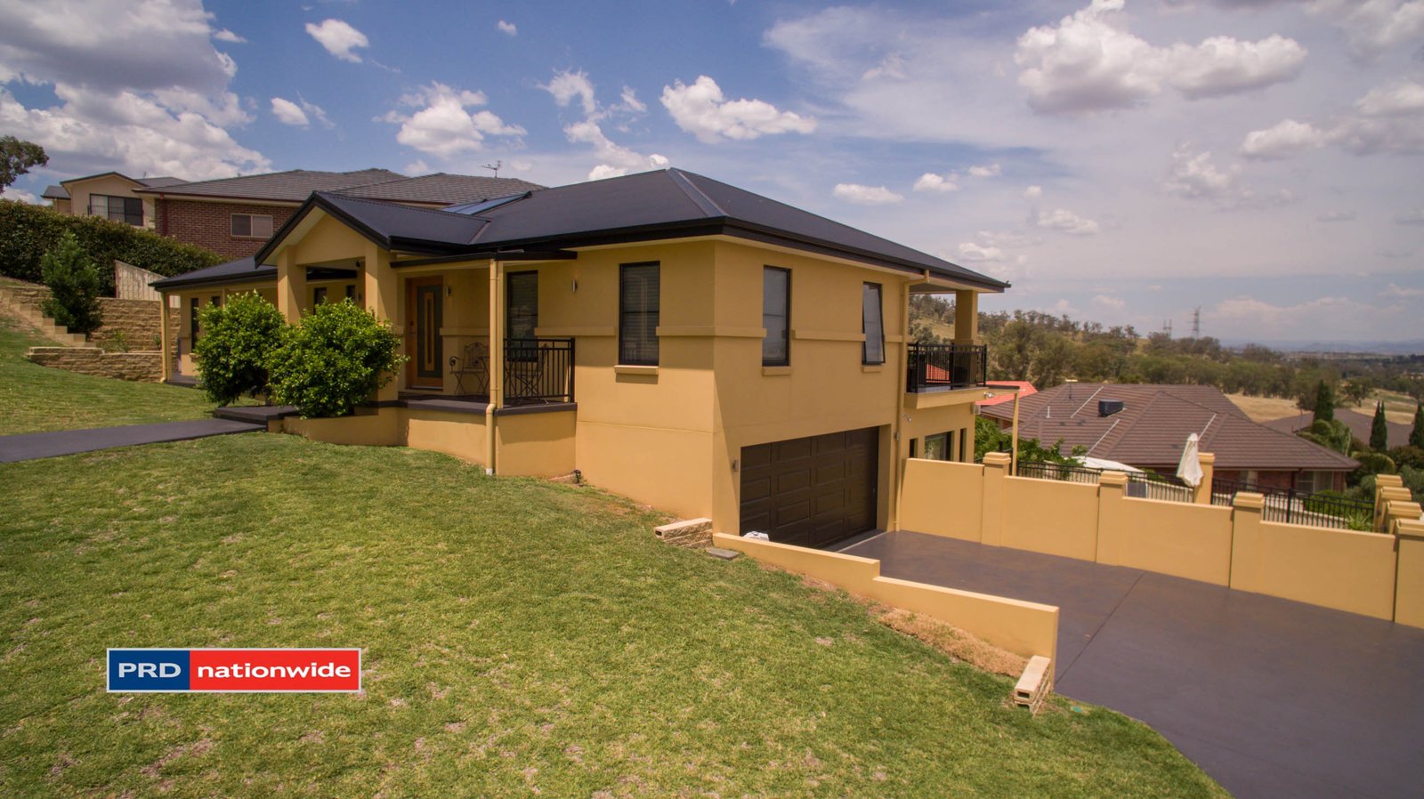4 Glenview Place TAMWORTH 26