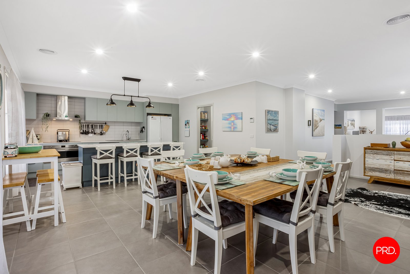 4 Goldanah Avenue NAGAMBIE 8