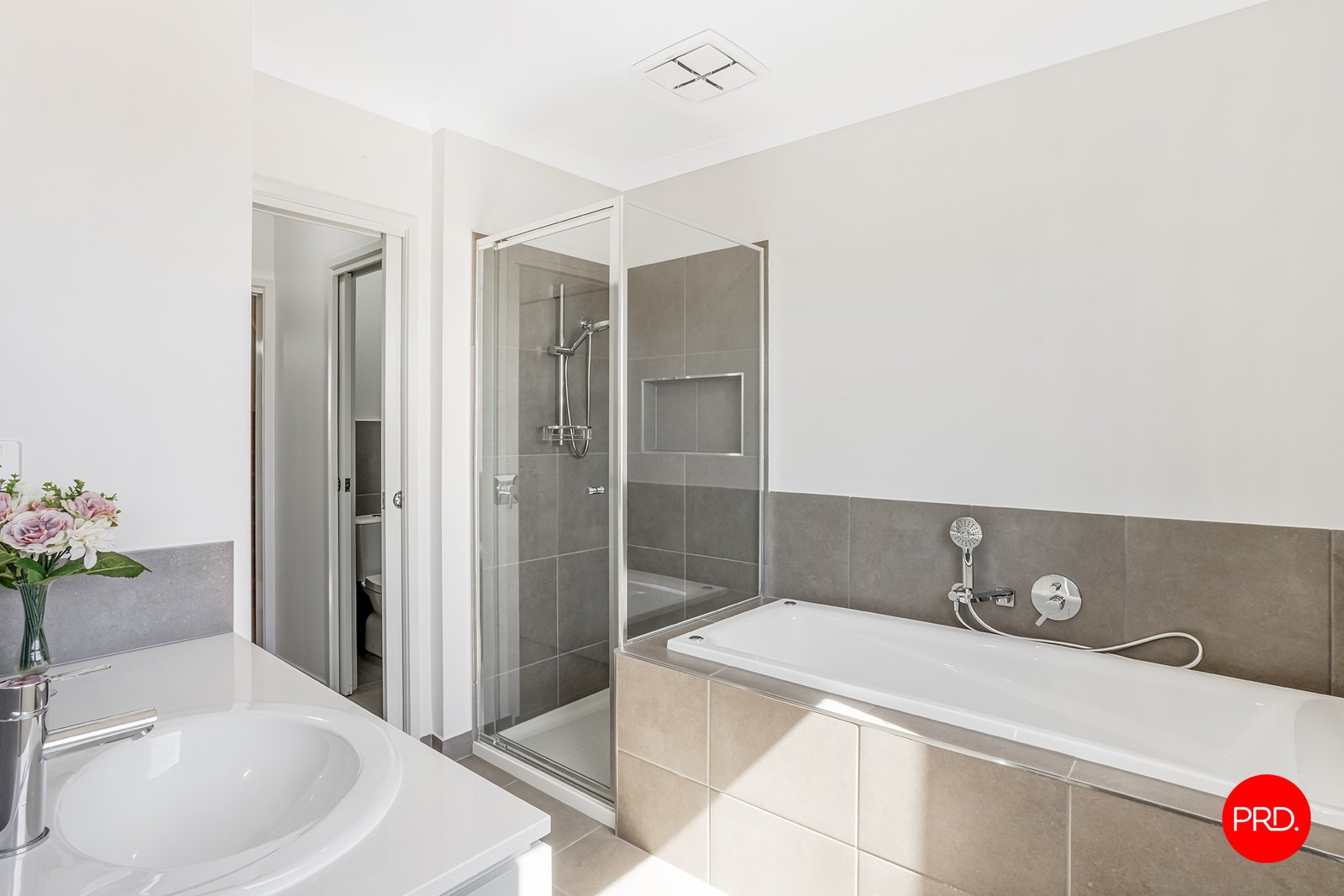 4 Goldanah Avenue NAGAMBIE 19