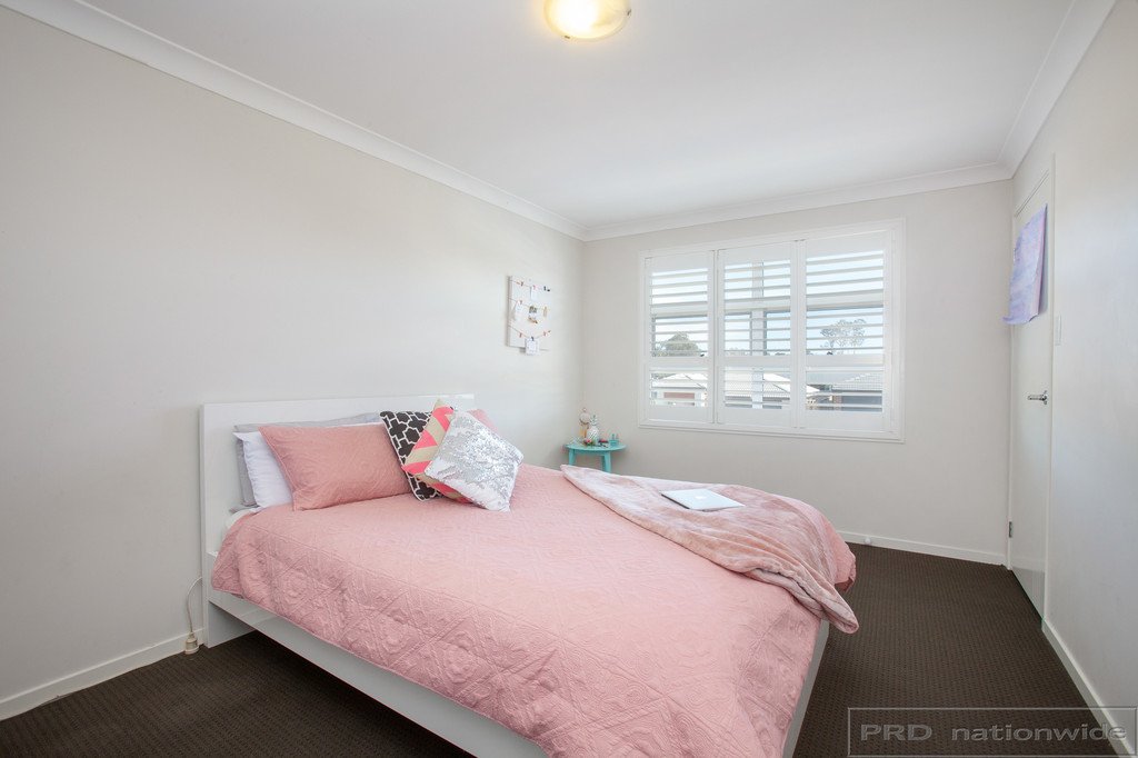 4 Golden Whistler Avenue ABERGLASSLYN 21