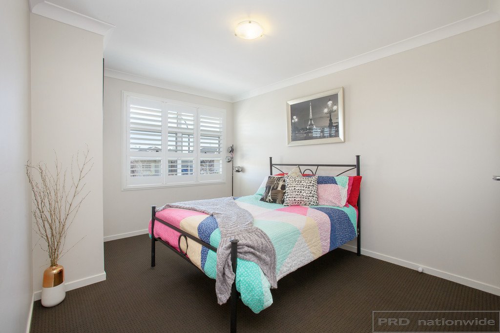 4 Golden Whistler Avenue ABERGLASSLYN 22