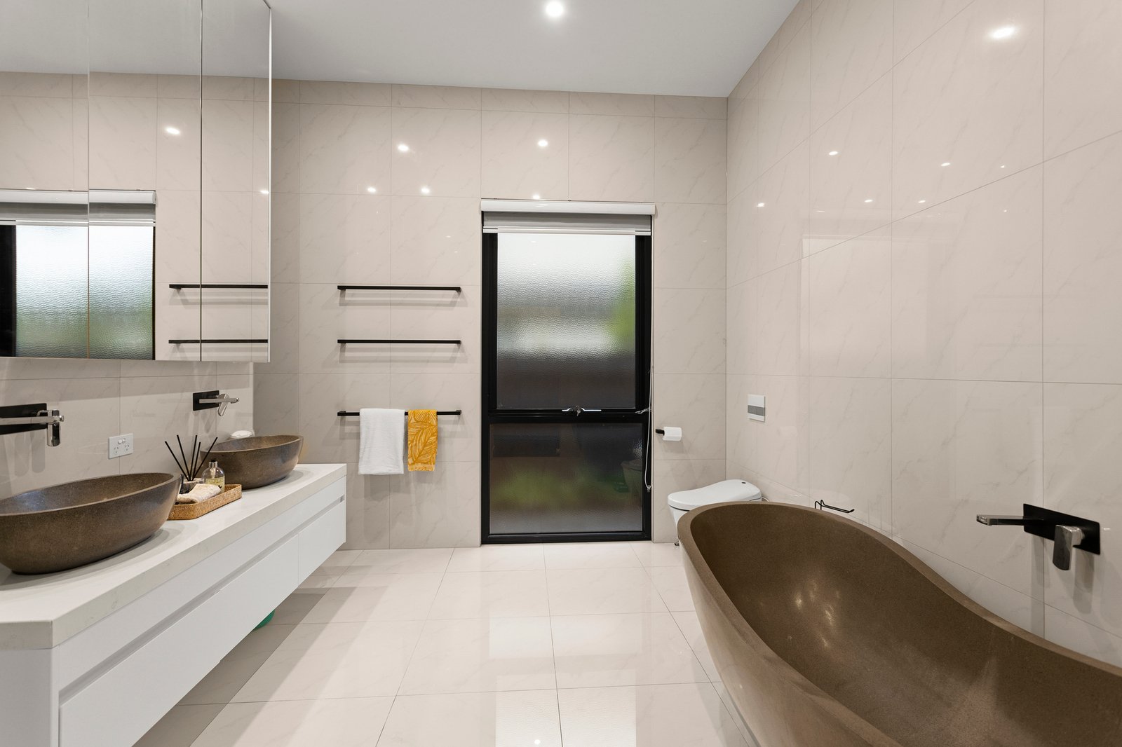 4 Gordon Street, Mont Albert, 3127