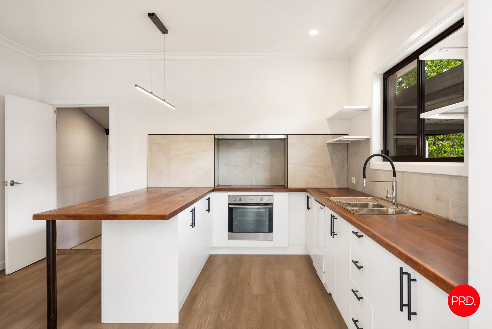4 Graham Street KANGAROO FLAT 5
