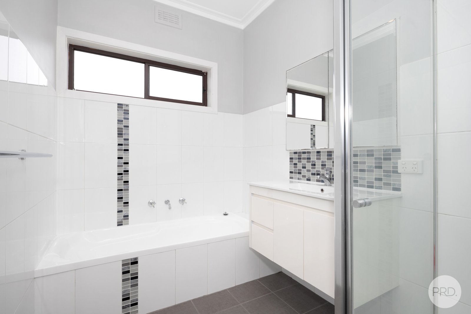 4 Grandview Grove WENDOUREE 8