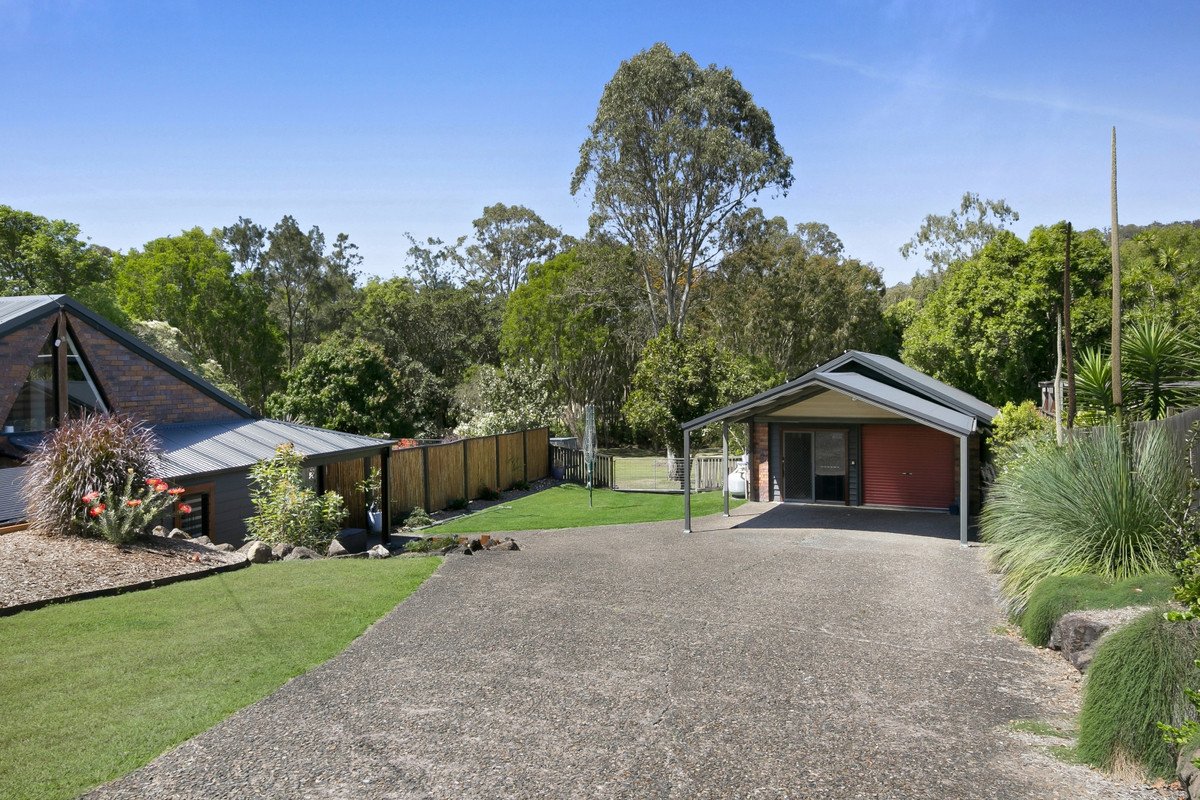 4 Green Lane Tallebudgera 33