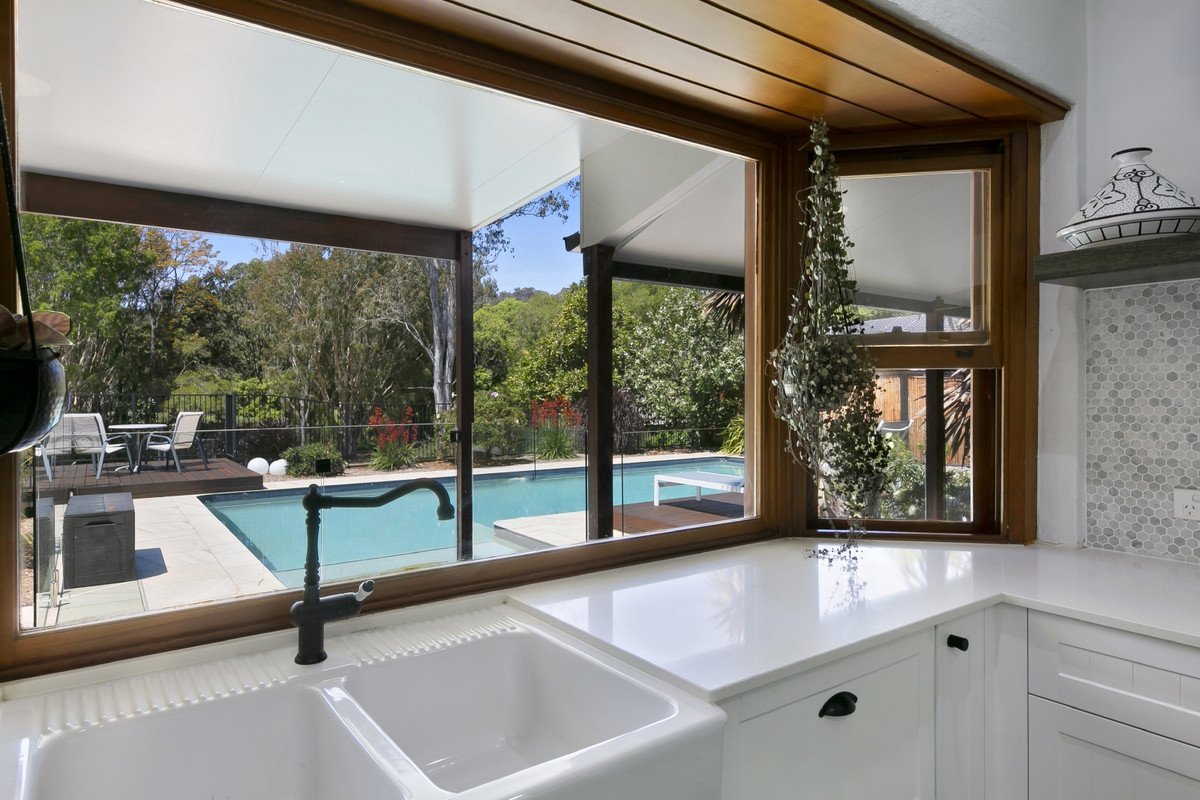 4 Green Lane Tallebudgera 10