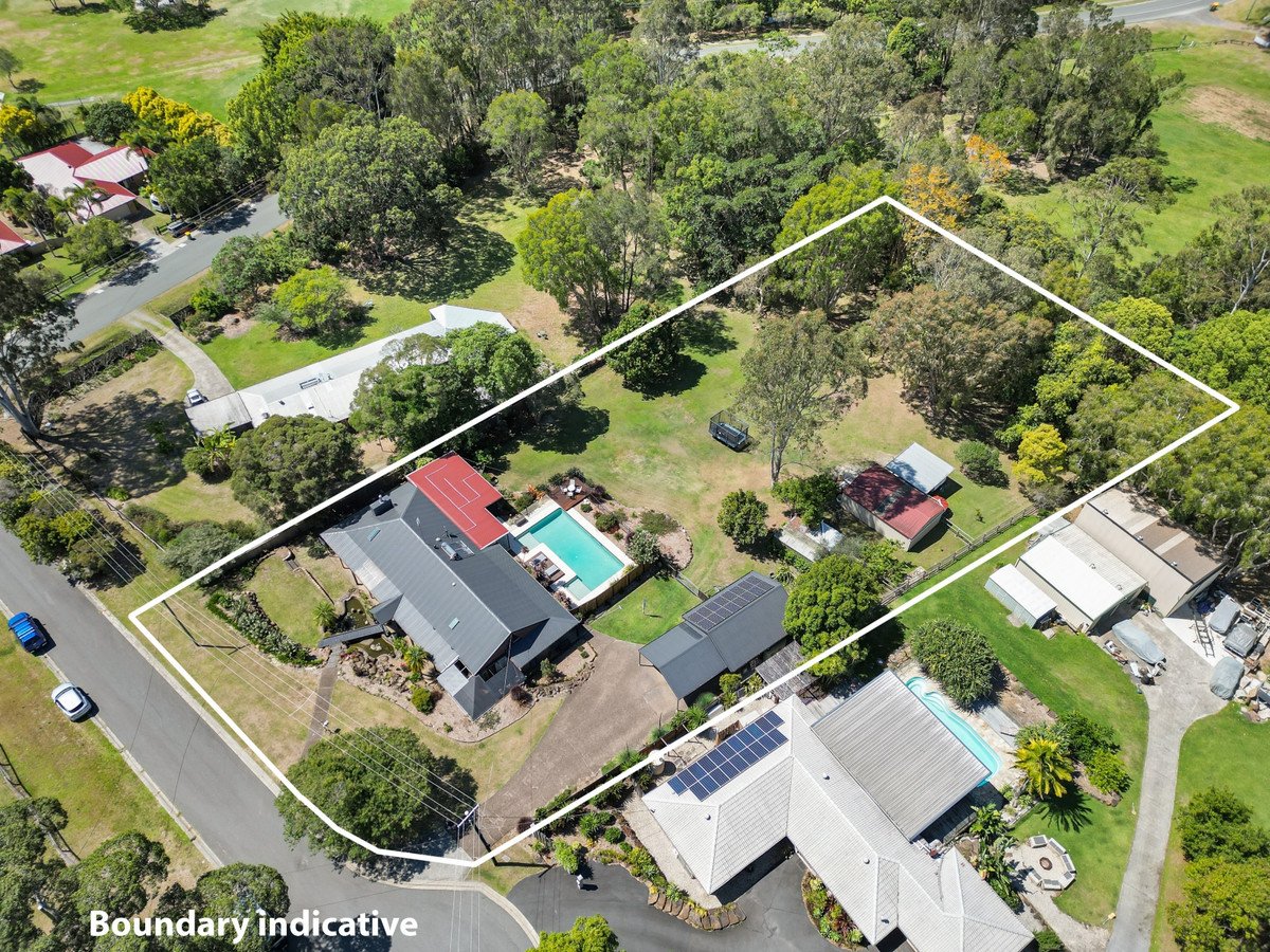 4 Green Lane Tallebudgera 23