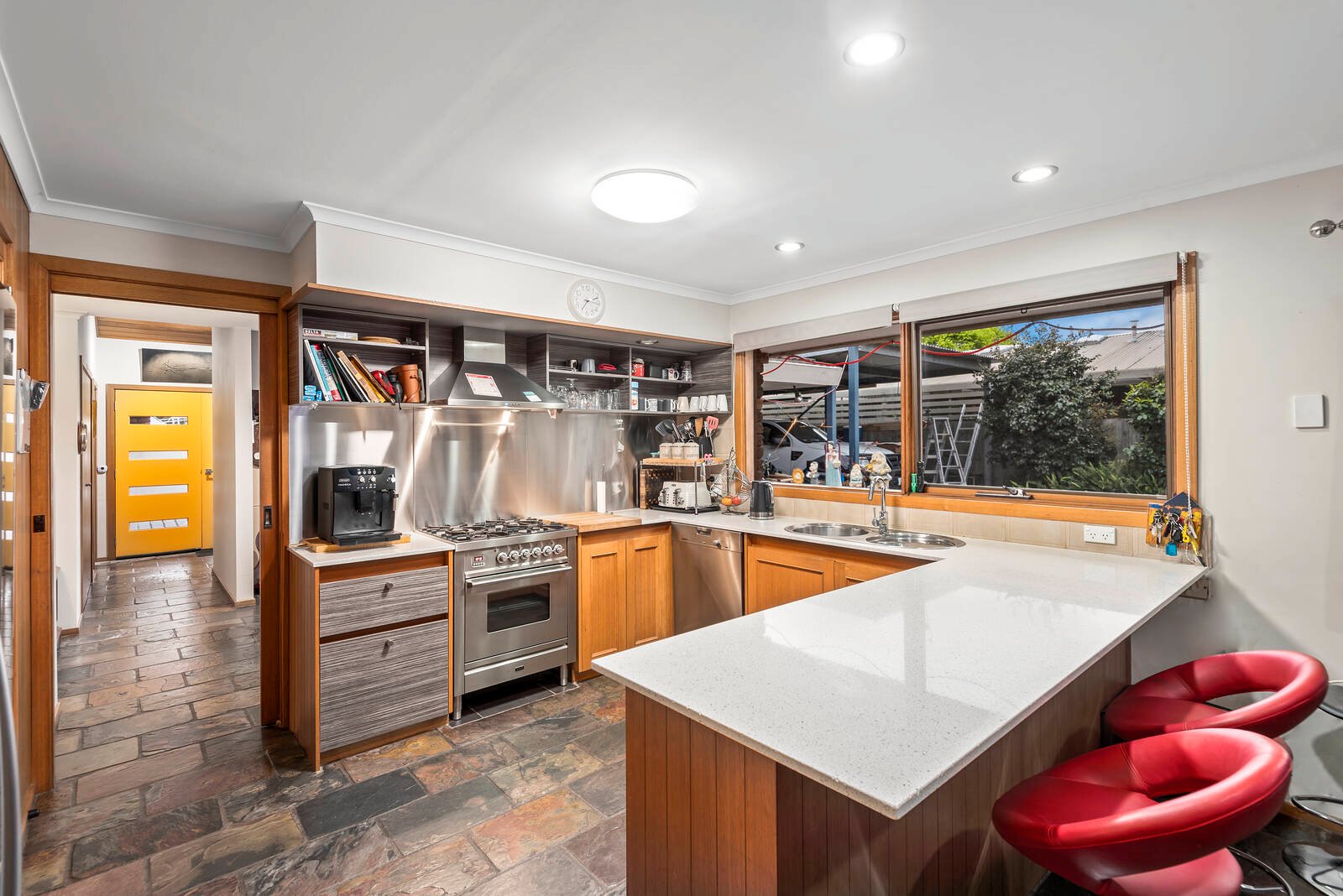 Real Estate and Property in 4 Greenbank Court, Leopold, VIC