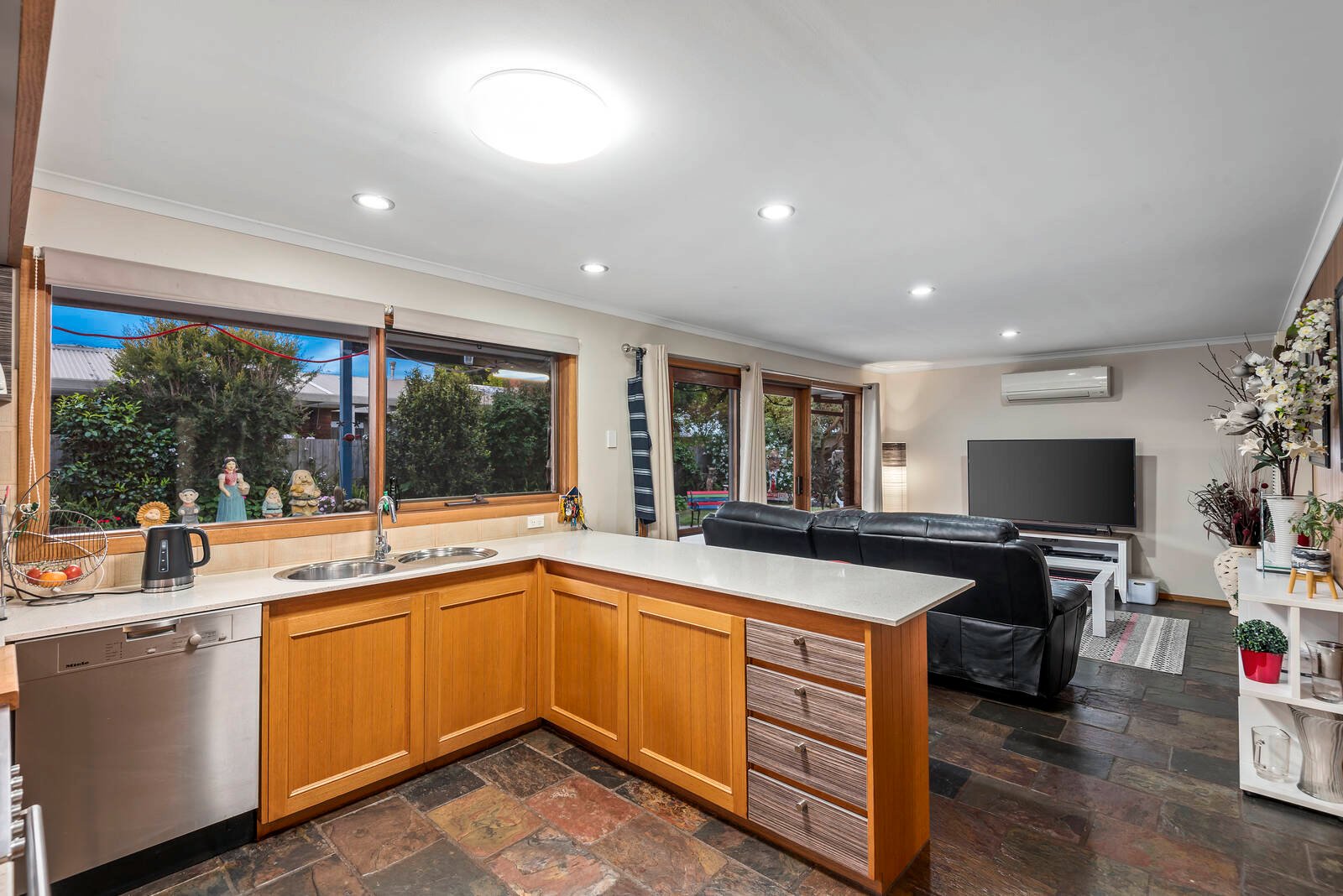Real Estate and Property in 4 Greenbank Court, Leopold, VIC