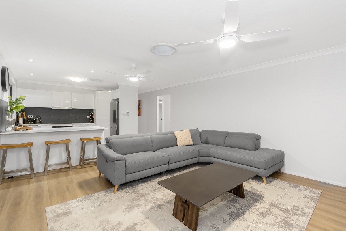 4 Greenfinch Court Jacobs Well 5