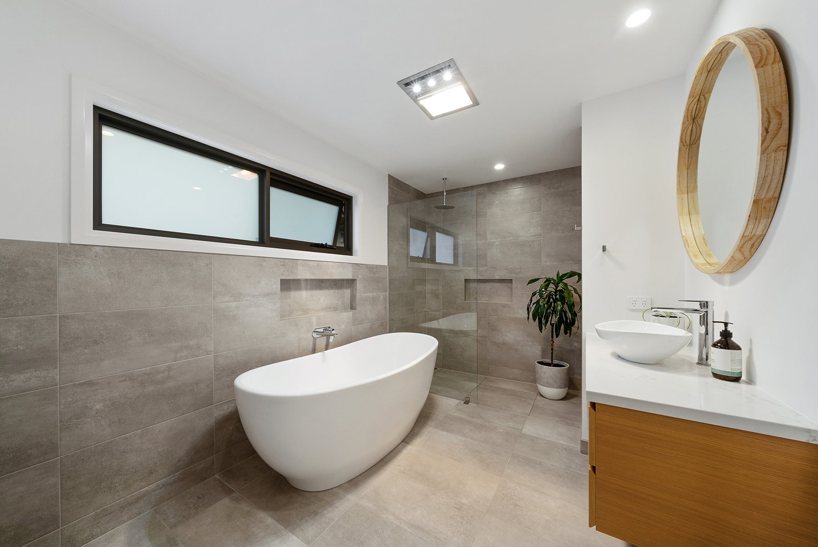 4 Gregory Street LEWISHAM 17