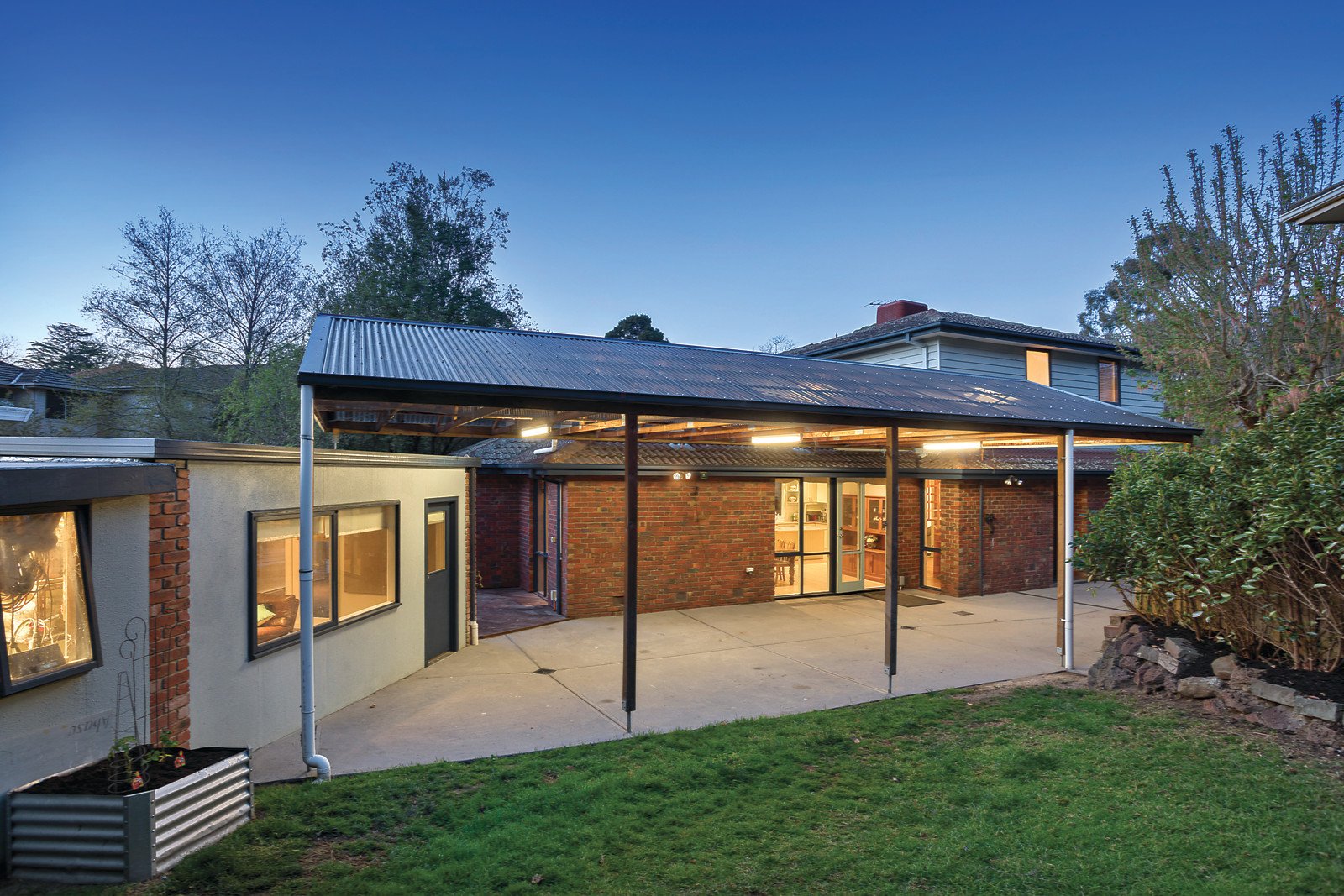 4 Griffin Close, Surrey Hills, VIC