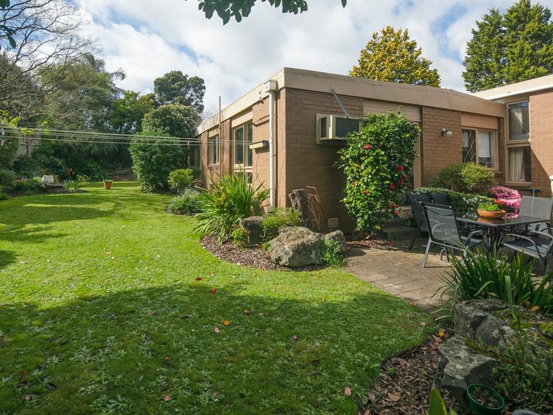 Real Estate and Property in 4 Grimsby Court, Doncaster East, VIC