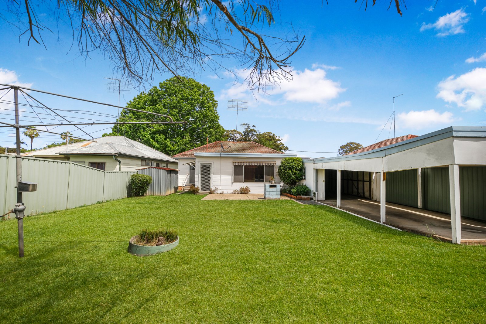 4 Hand Ave  Penrith 3