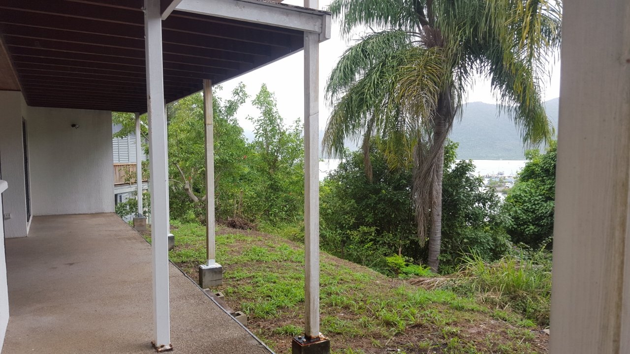 4 Harbour Avenue SHUTE HARBOUR 10