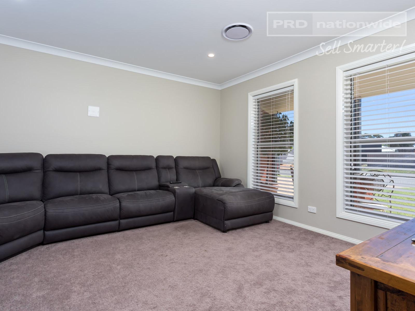 4 Hardiman Street URANQUINTY 2