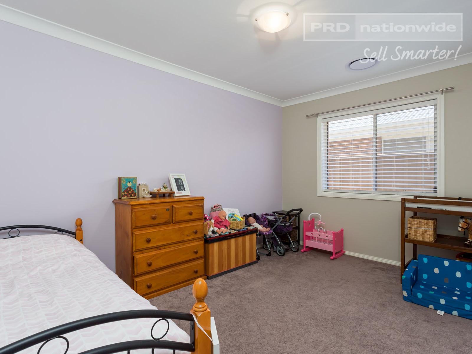 4 Hardiman Street URANQUINTY 8