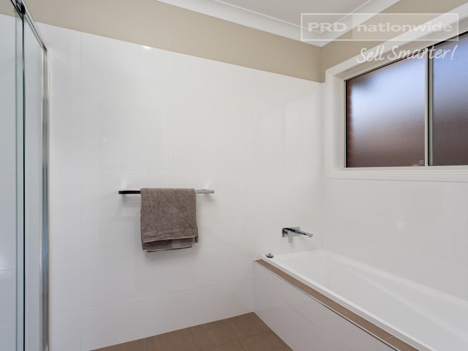 4 Hardiman Street URANQUINTY 10