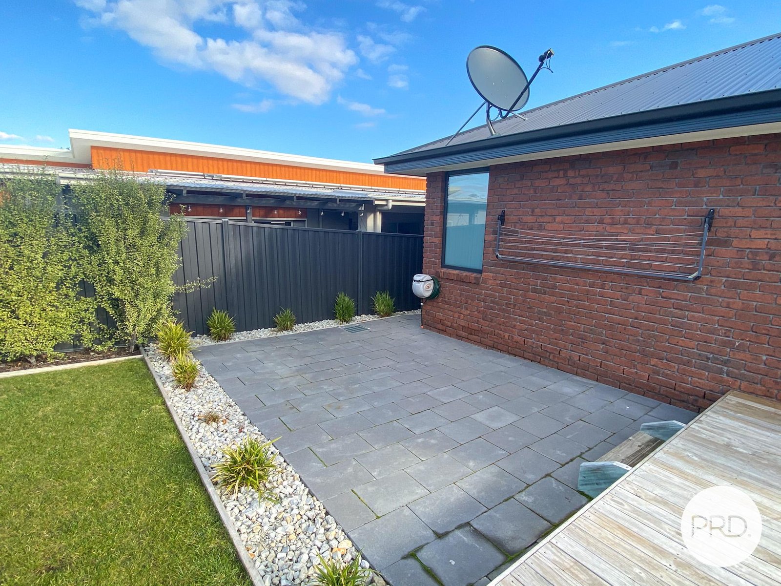 4 Harmsworth Road OAKDOWNS 14