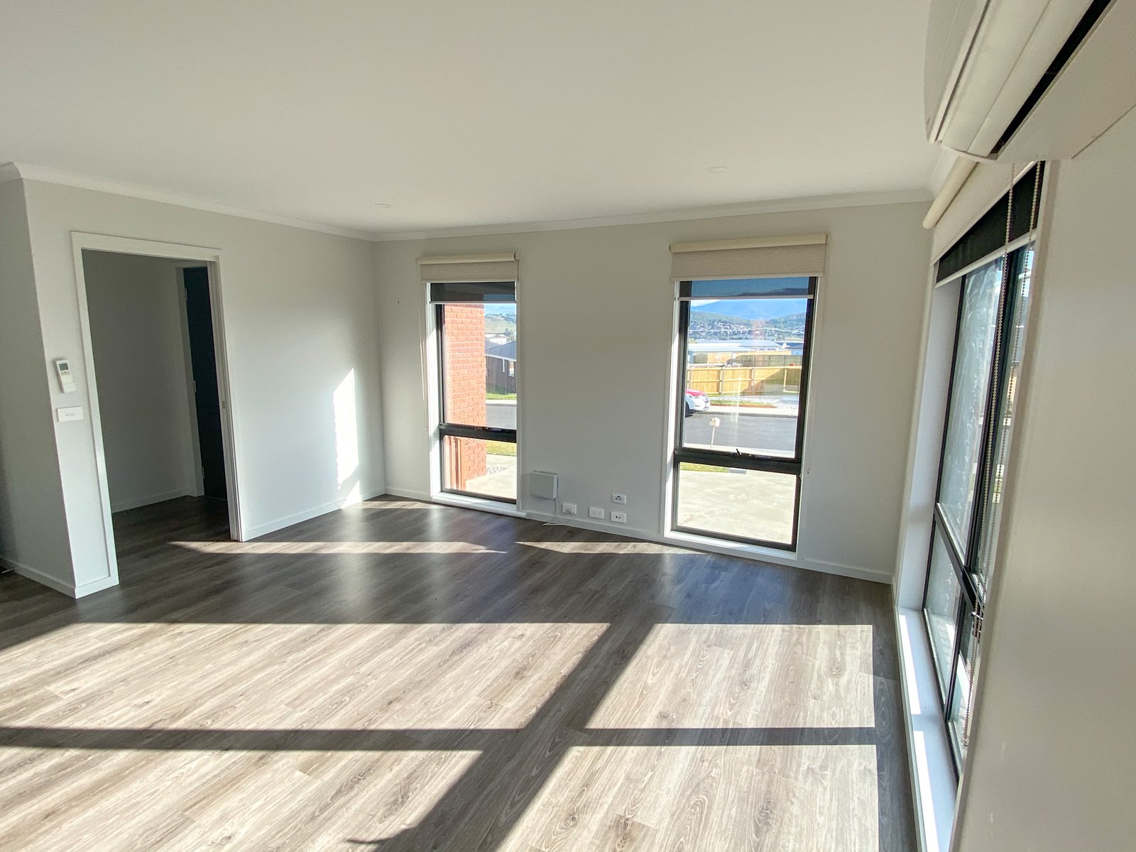 4 Harmsworth Road OAKDOWNS 4